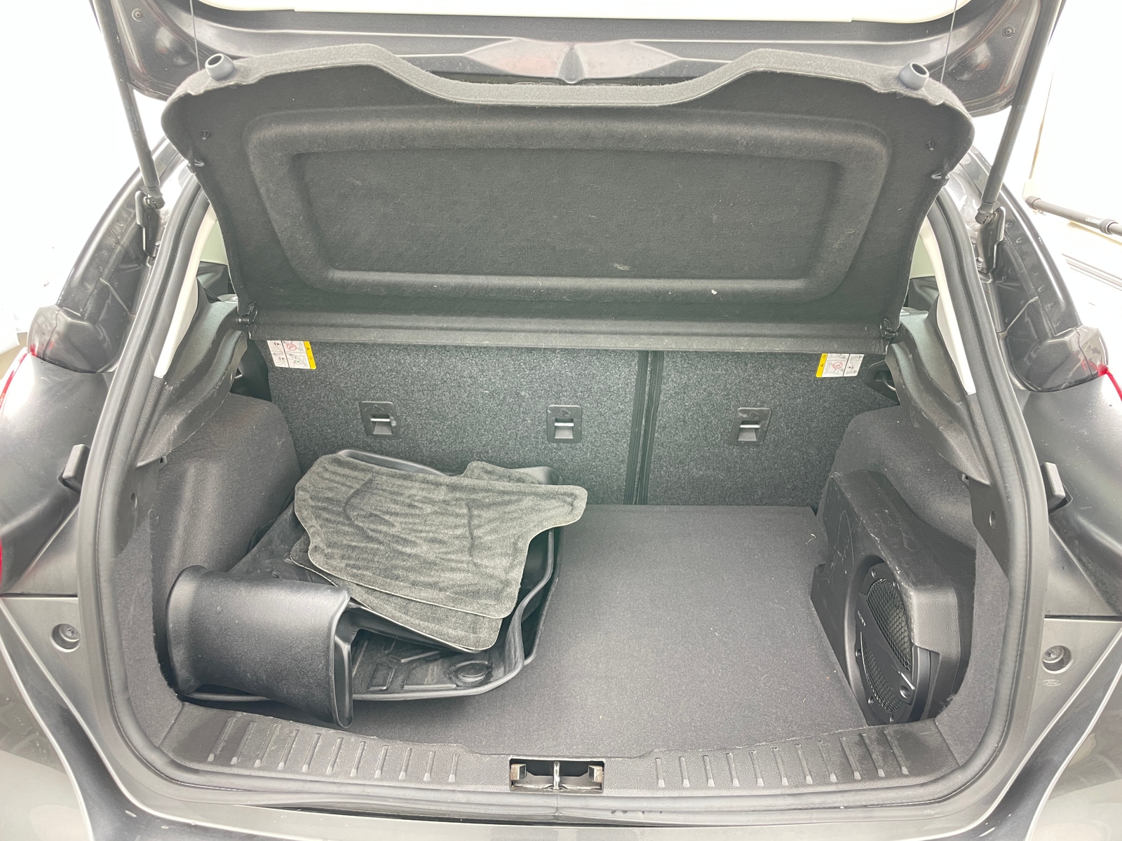 Thumbnail: 2018 Ford Focus - 7