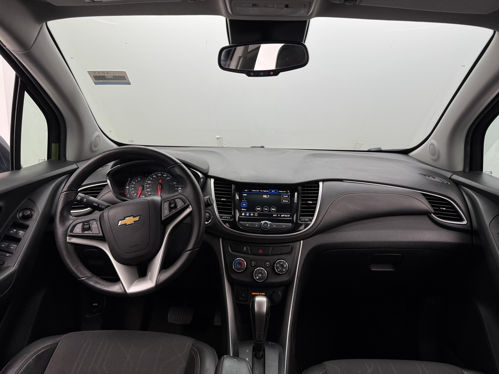 Thumbnail: 2022 Chevrolet Trax - 3