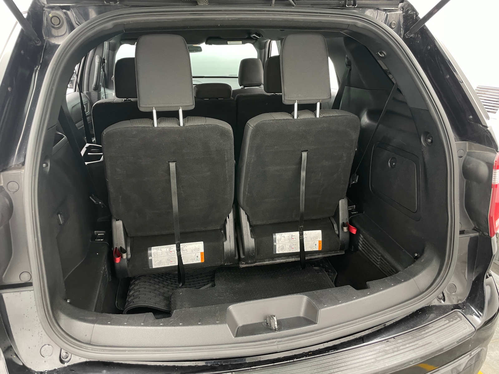 Thumbnail: 2019 Ford Explorer - 7