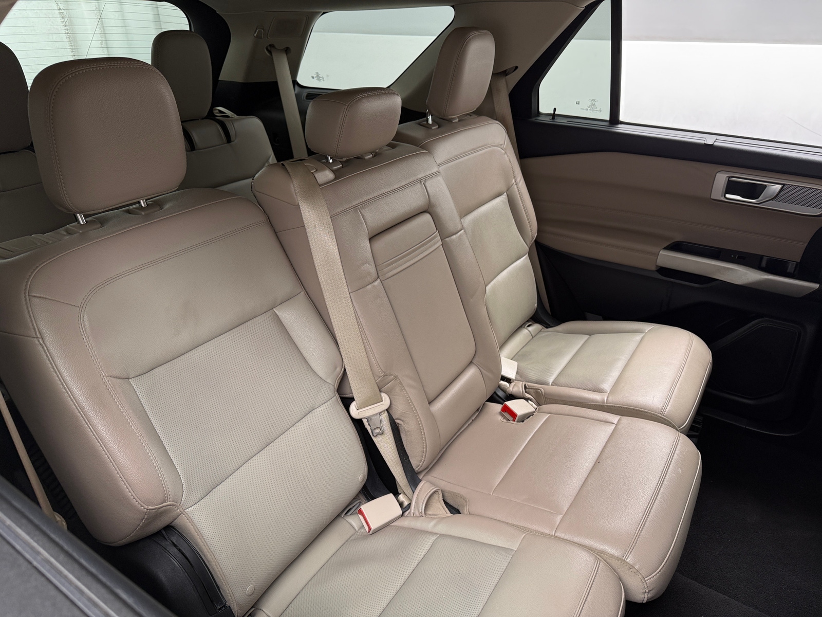 Thumbnail: 2021 Ford Explorer - 5