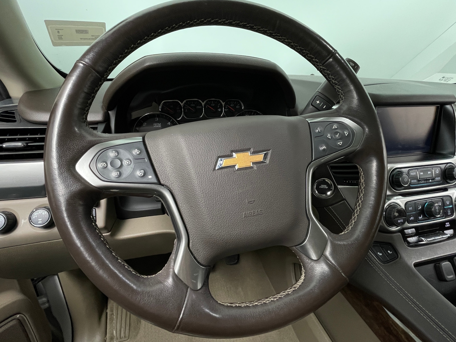 Thumbnail: 2020 Chevrolet Tahoe - 4
