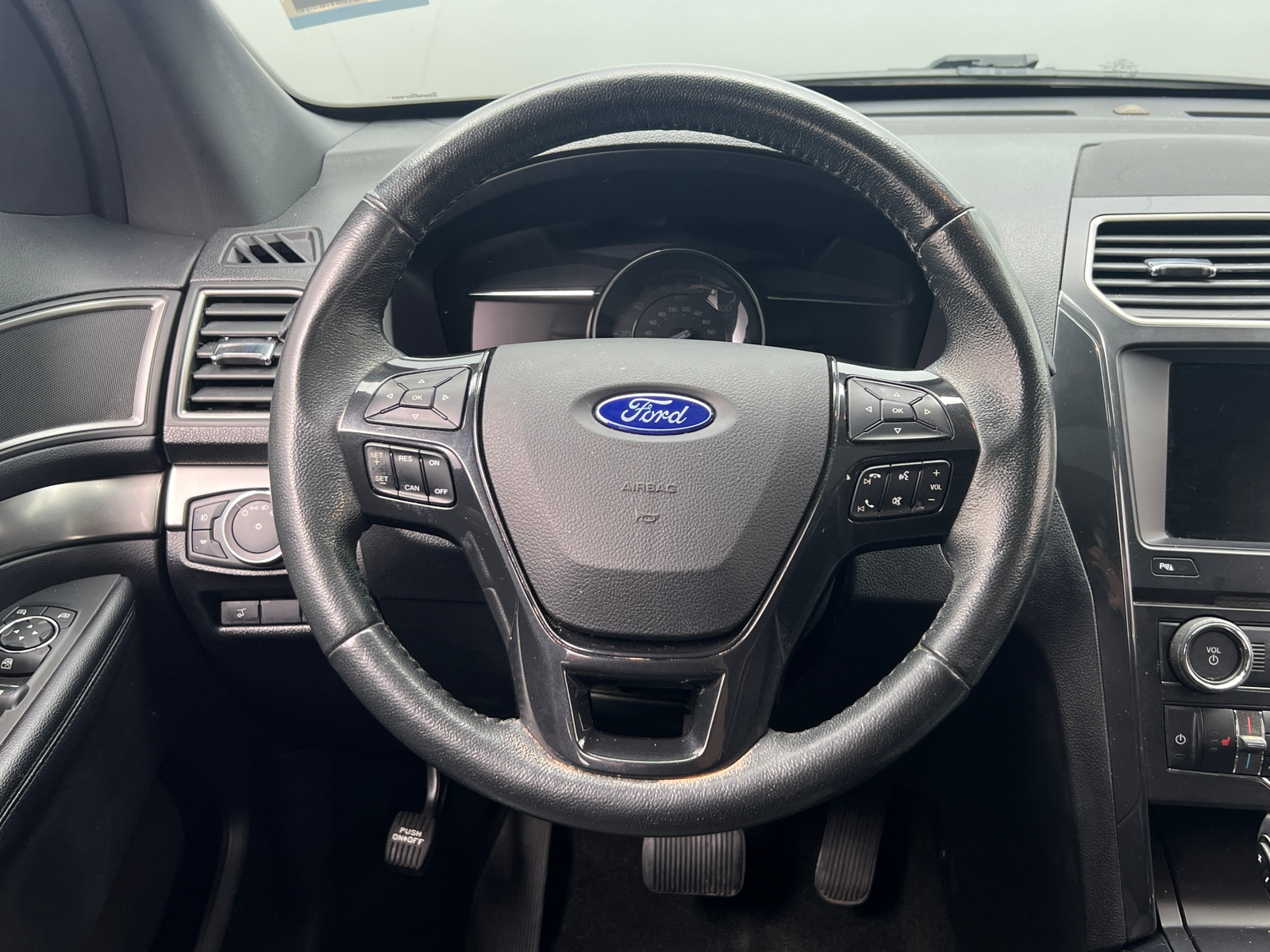 Thumbnail: 2018 Ford Explorer - 5