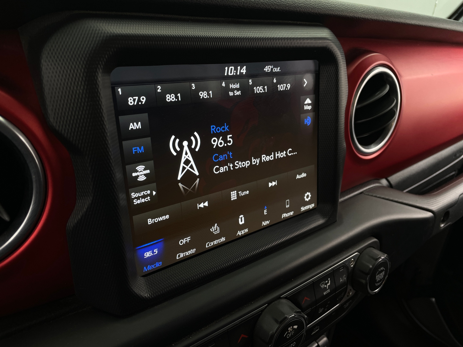 Thumbnail: 2020 Jeep Gladiator - 4