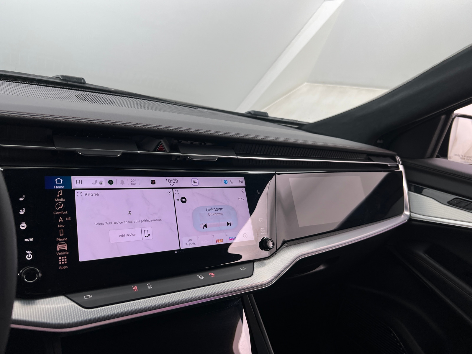 Thumbnail: 2024 Jeep Wagoneer S - 3