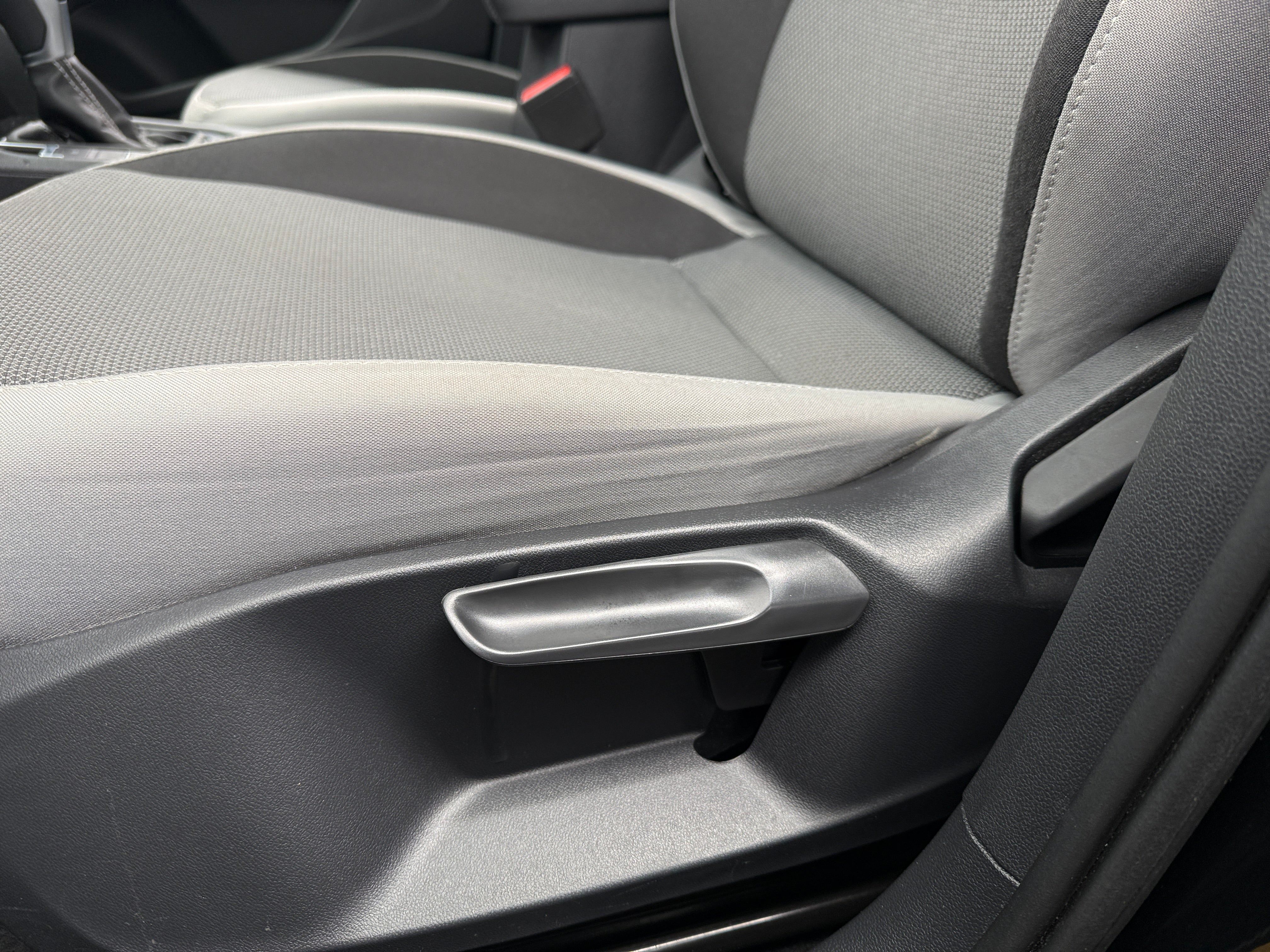 2023 Volkswagen Taos