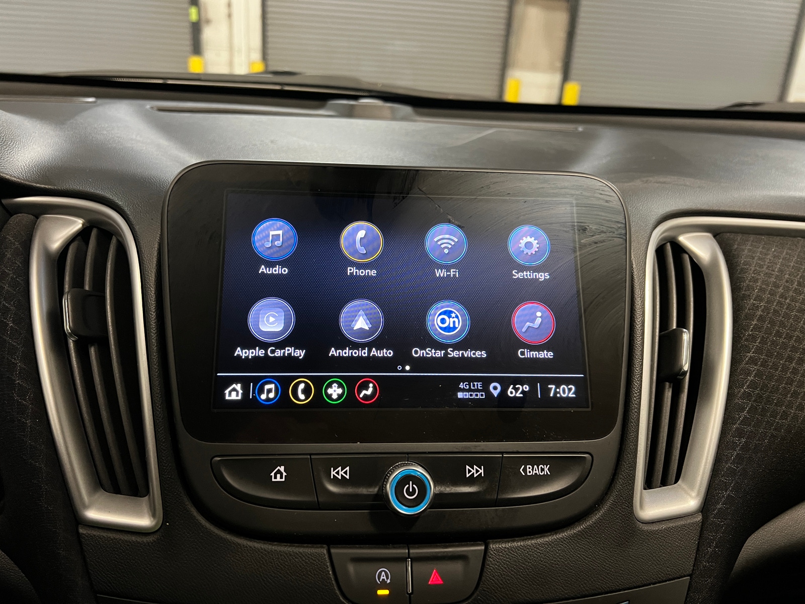 Thumbnail: 2024 Chevrolet Malibu - 4