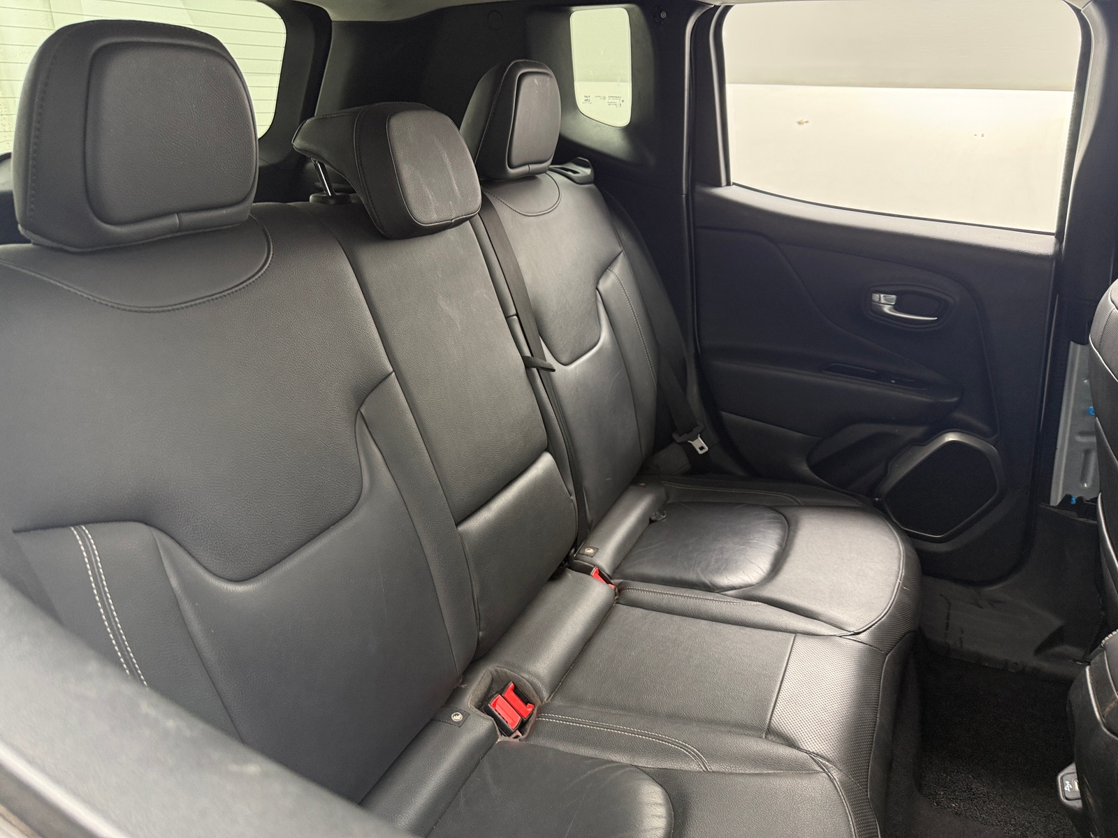 Thumbnail: 2019 Jeep Renegade - 5