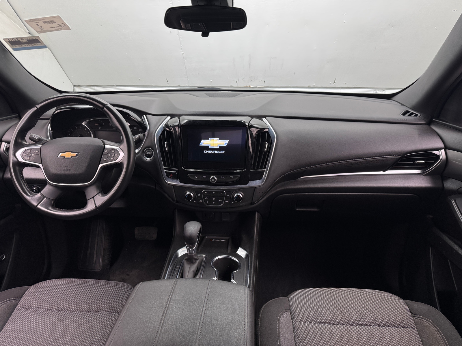 Thumbnail: 2022 Chevrolet Traverse - 3