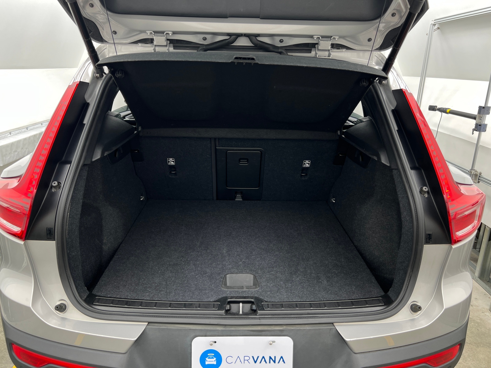 Thumbnail: 2024 Volvo XC40 - 7