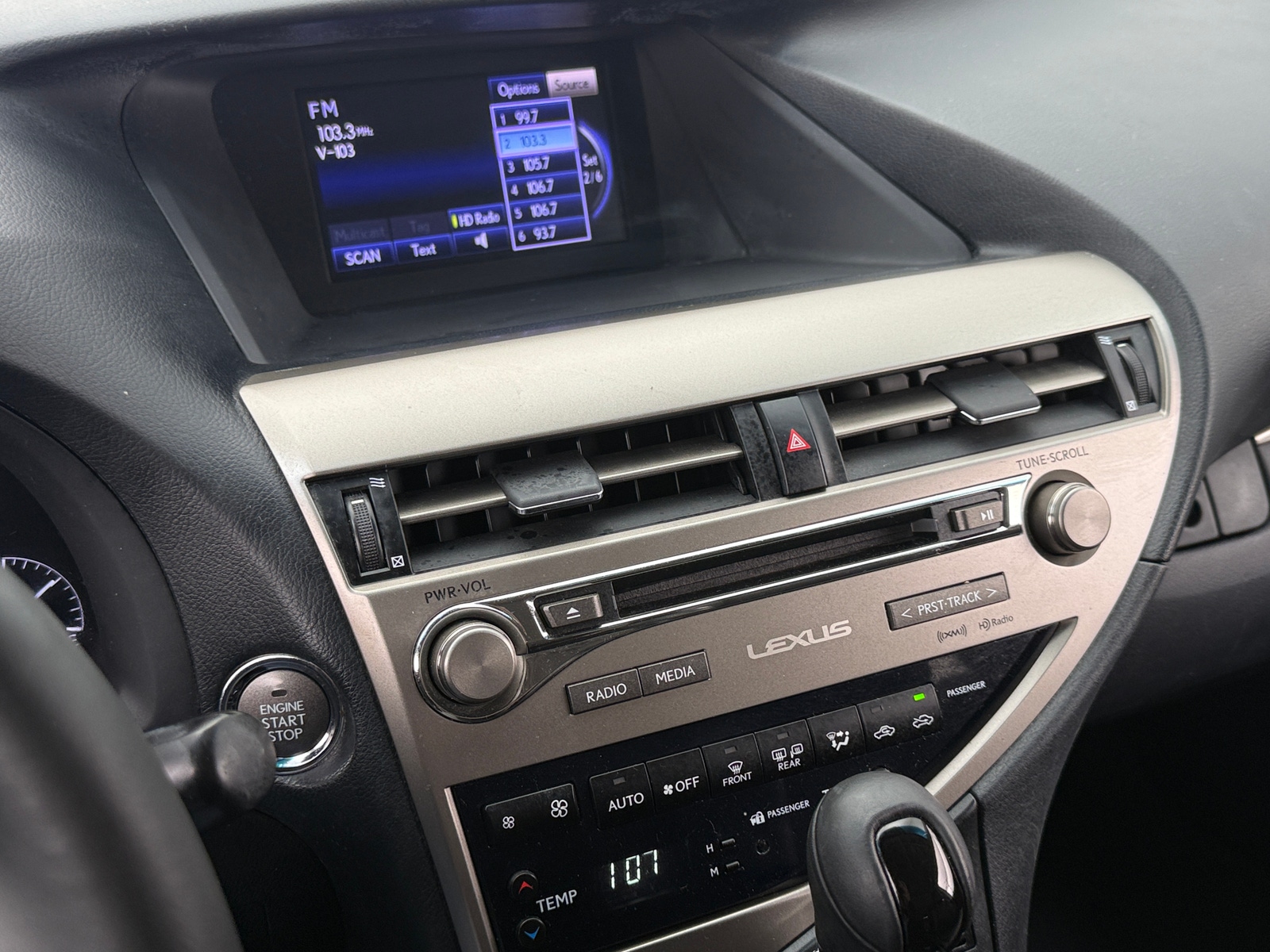 Thumbnail: 2015 Lexus RX - 3