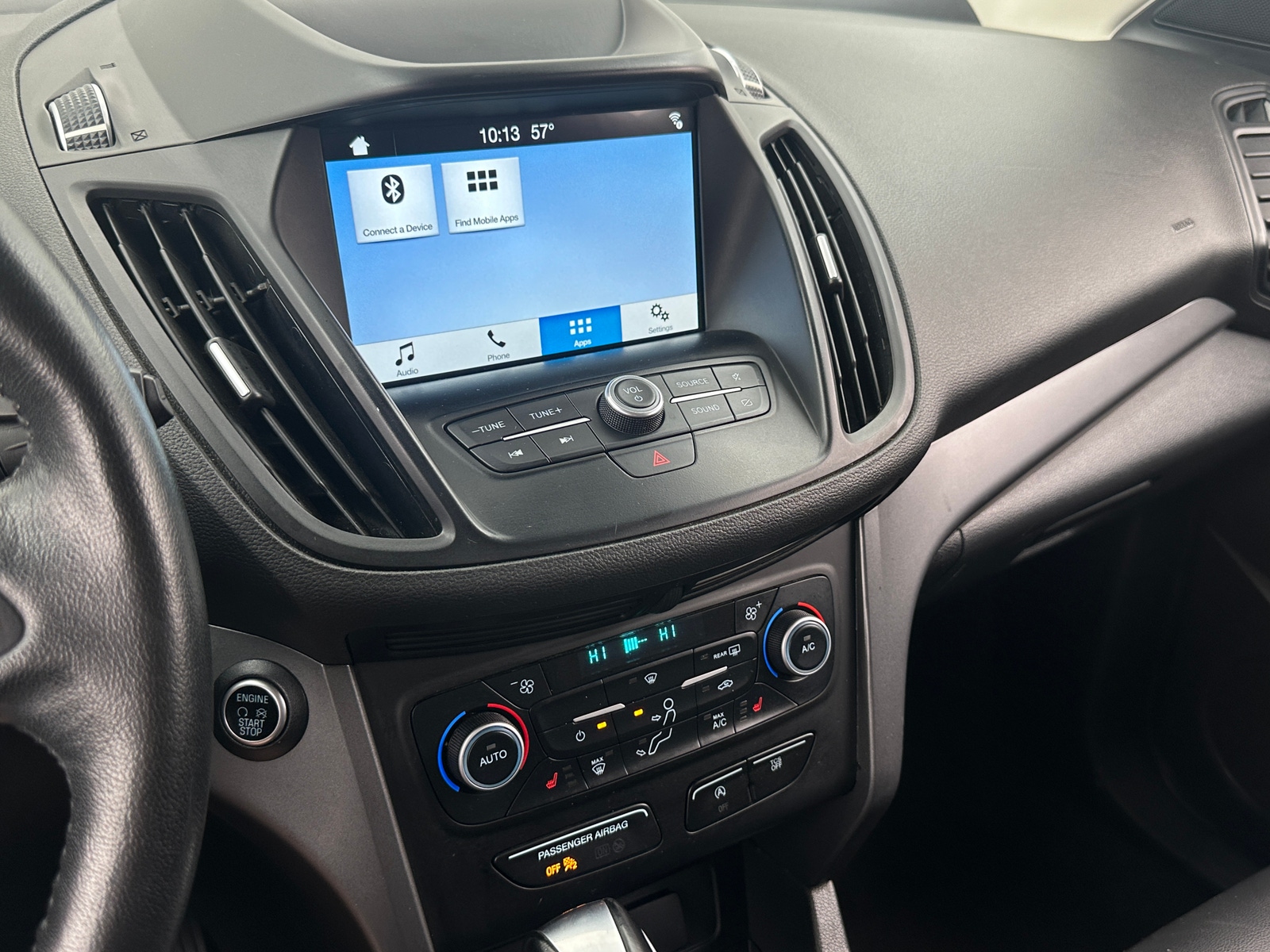 Thumbnail: 2019 Ford Escape - 4