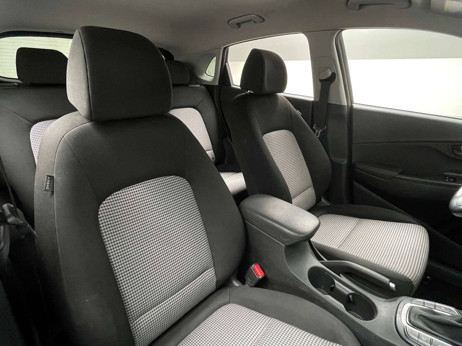 Thumbnail: 2021 Hyundai Kona - 2