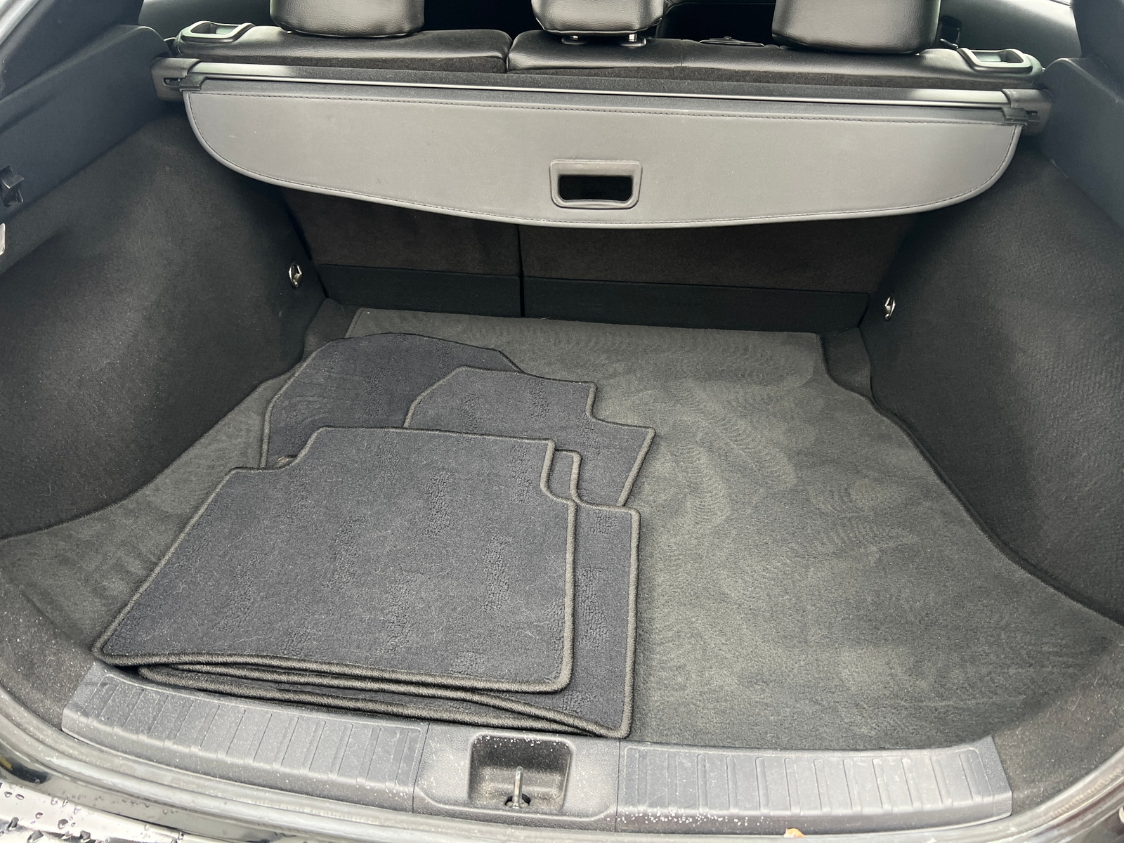 Thumbnail: 2019 Toyota Prius - 7