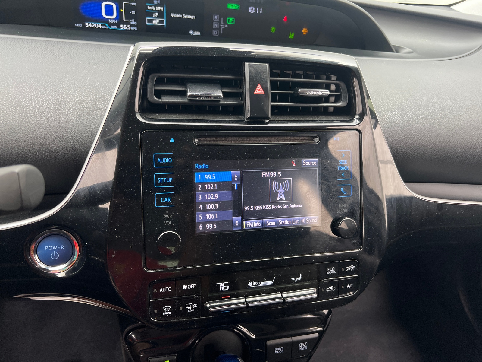 Thumbnail: 2019 Toyota Prius - 4