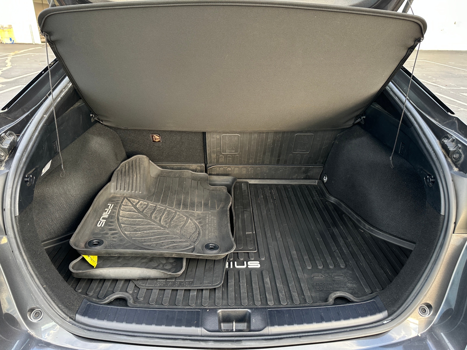 Thumbnail: 2018 Toyota Prius - 7