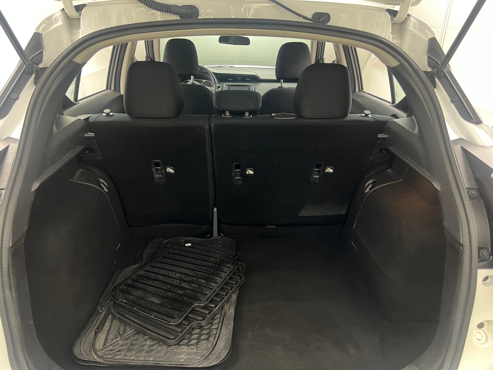 Thumbnail: 2024 Nissan Kicks - 7