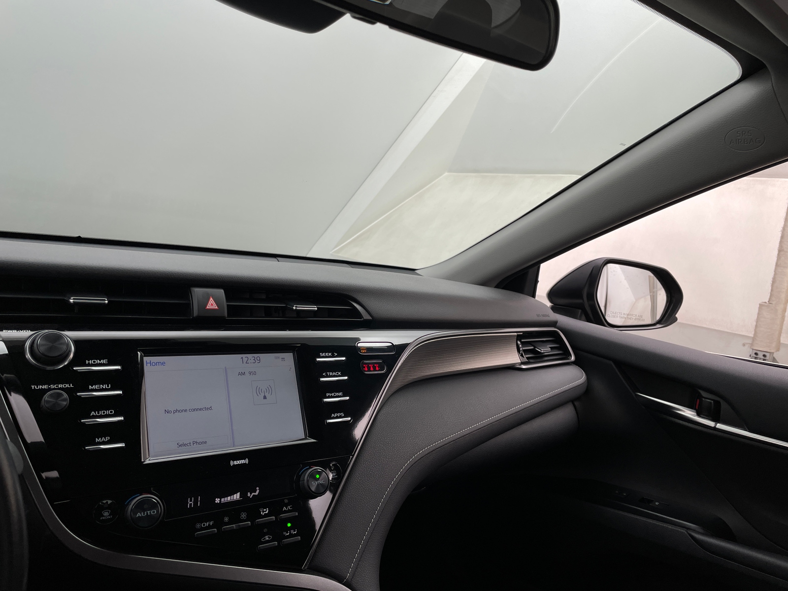 Thumbnail: 2020 Toyota Camry - 3