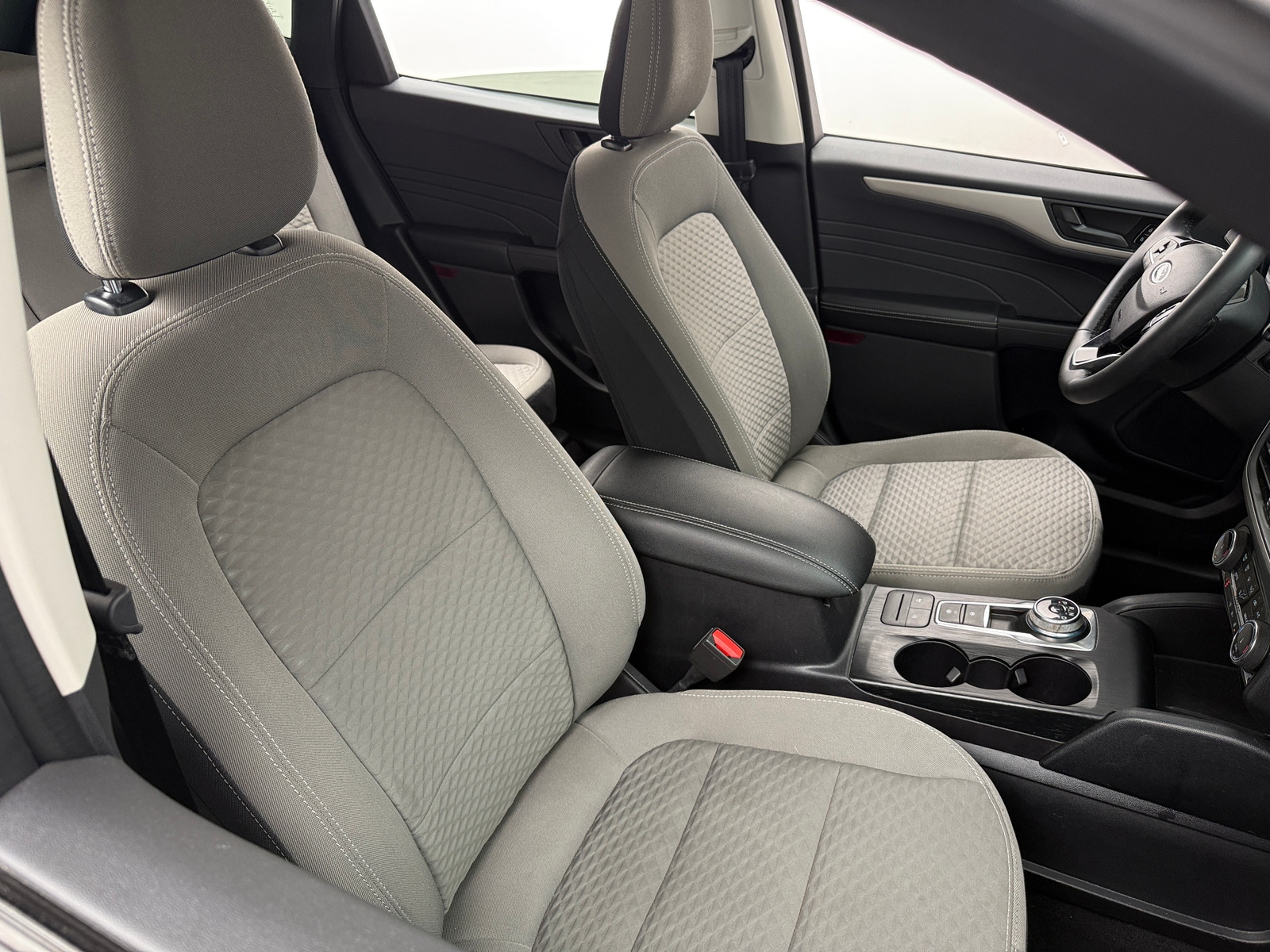 Thumbnail: 2022 Ford Escape - 2