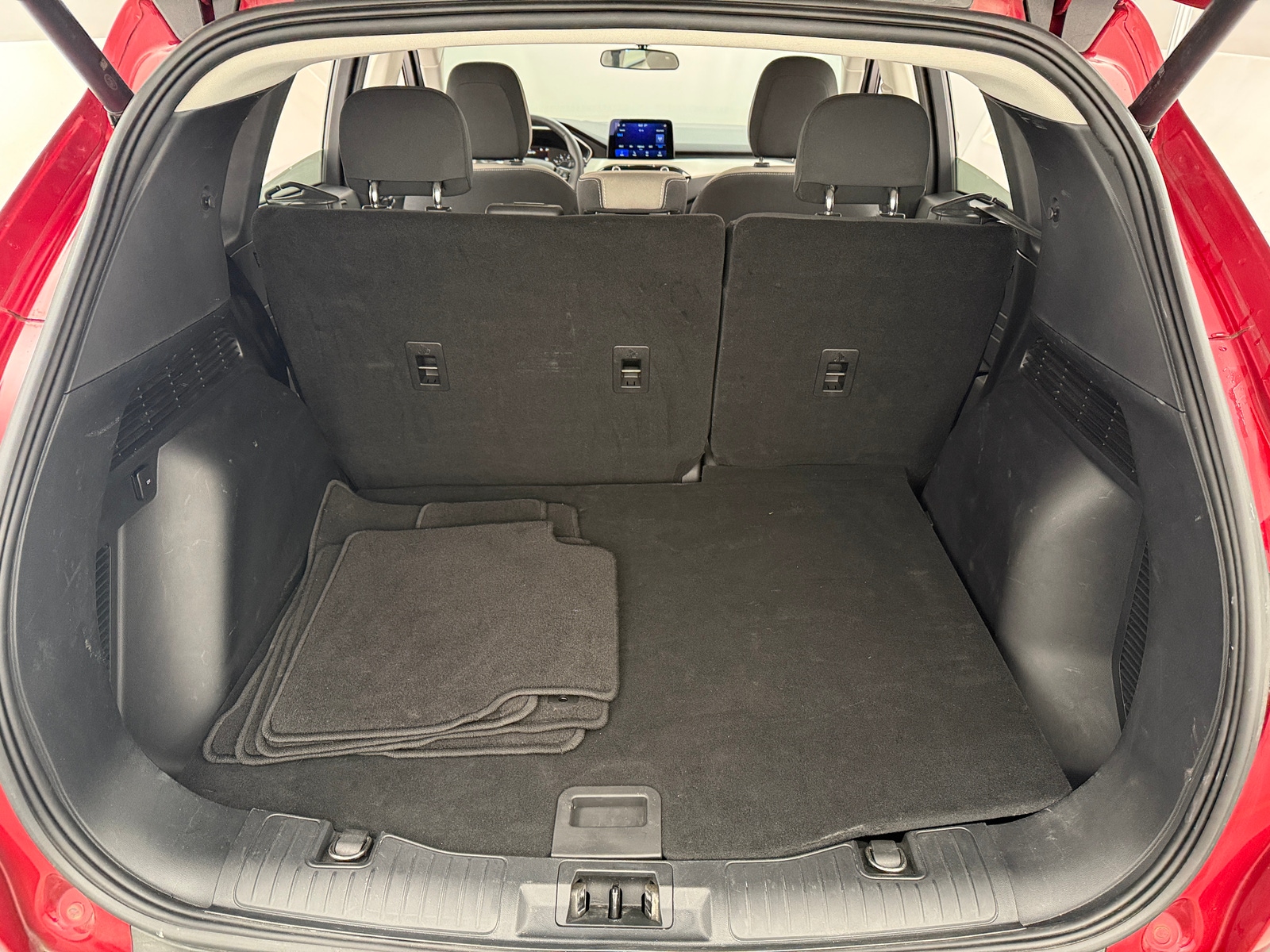 Thumbnail: 2022 Ford Escape - 7