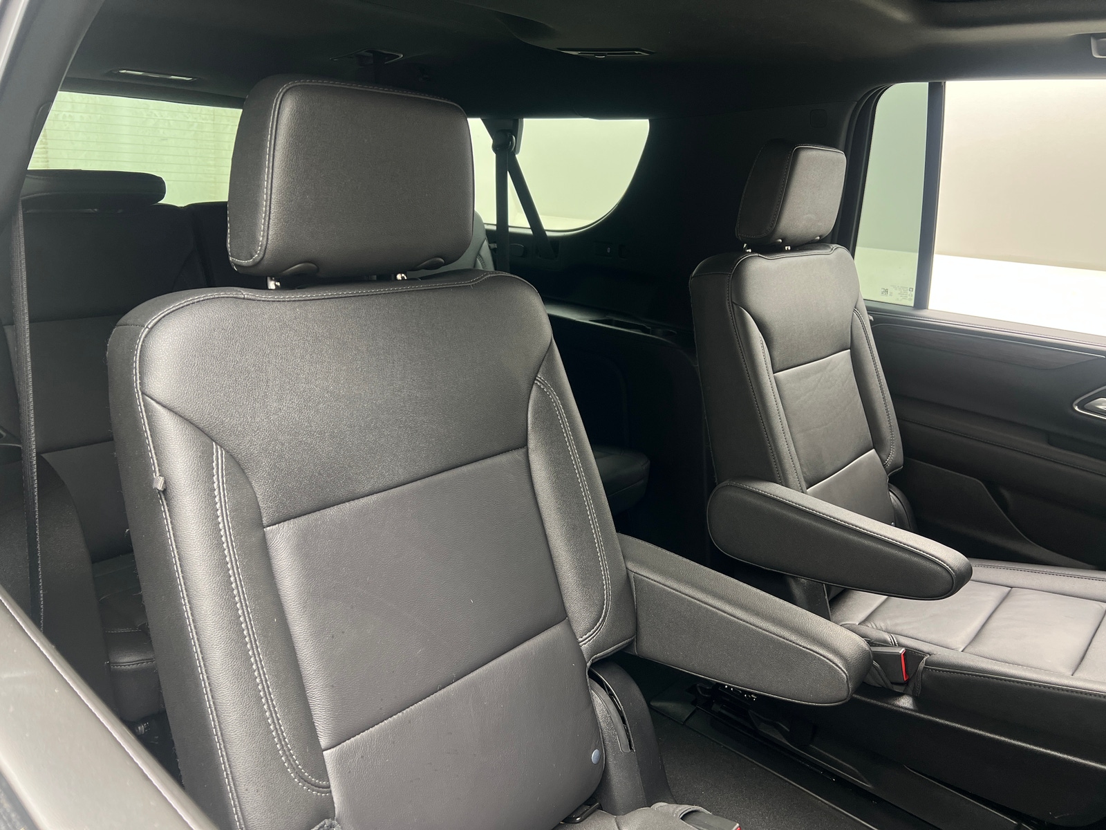 Thumbnail: 2022 Chevrolet Suburban - 5