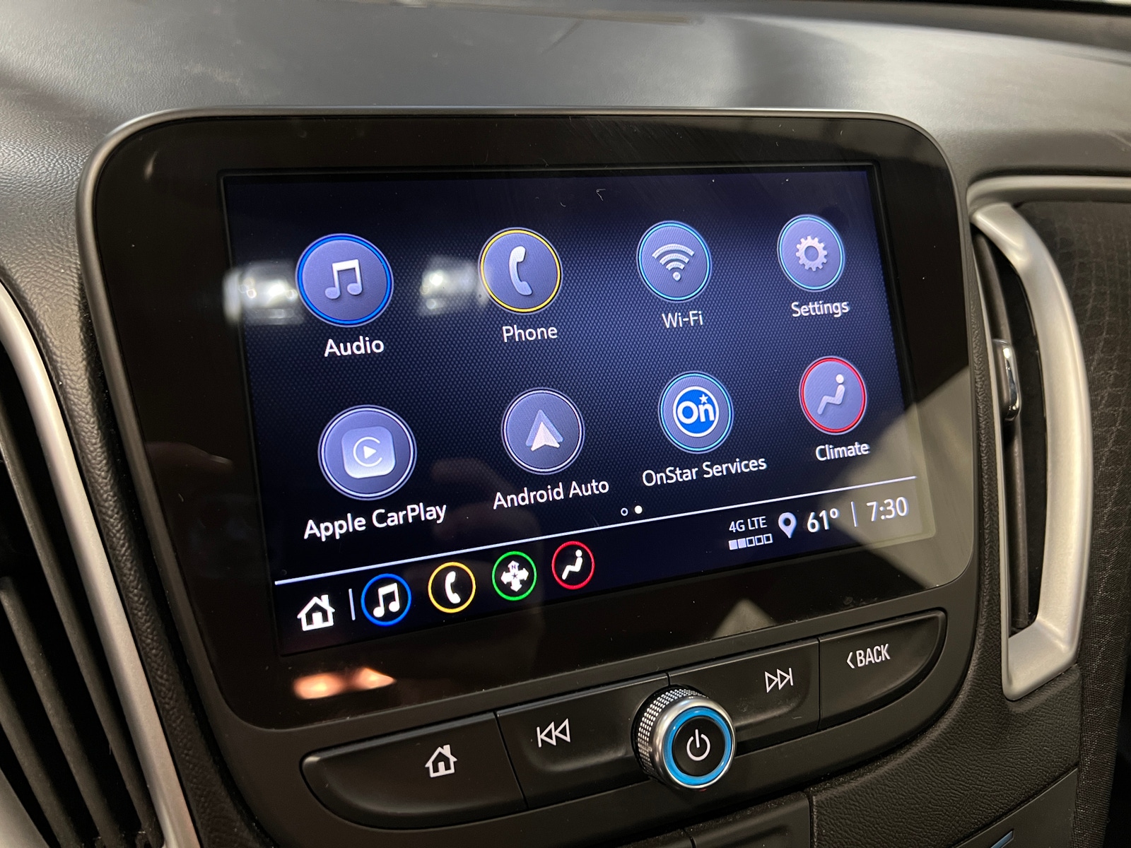 Thumbnail: 2024 Chevrolet Malibu - 4