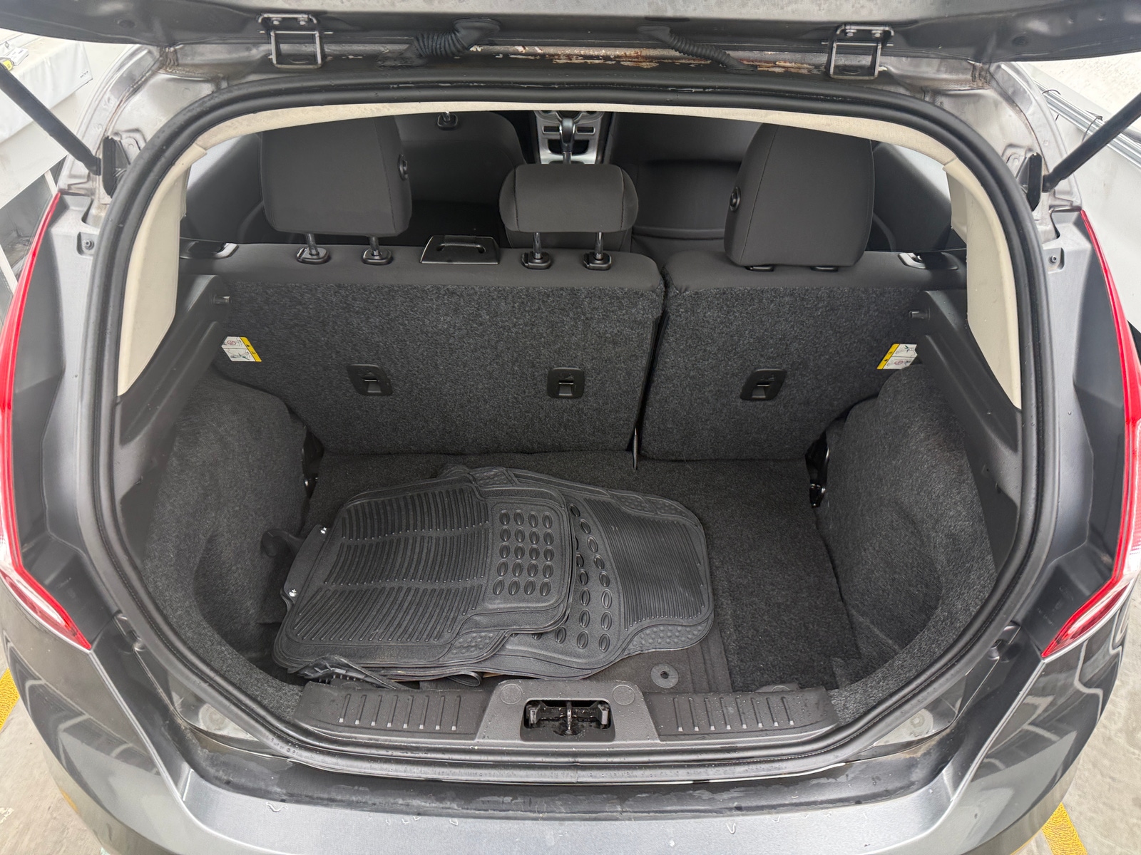 Thumbnail: 2019 Ford Fiesta - 7