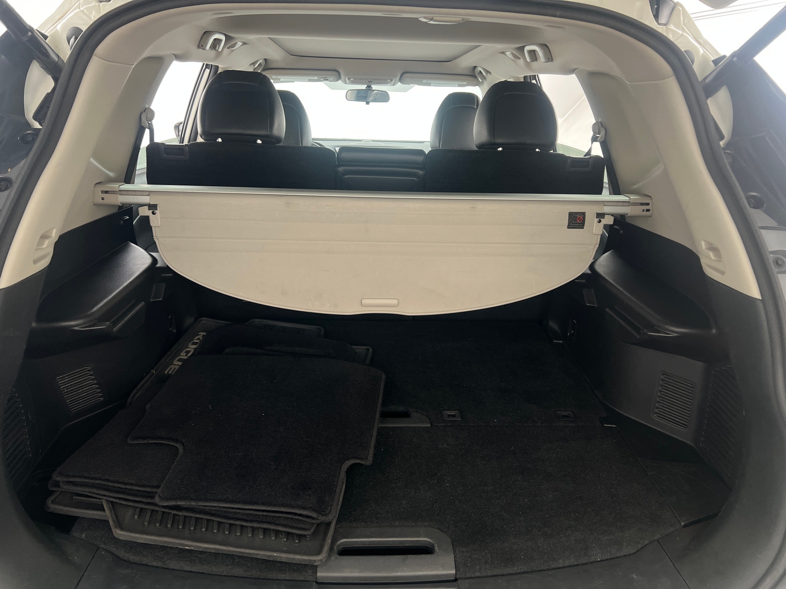 Thumbnail: 2016 Nissan Rogue - 6