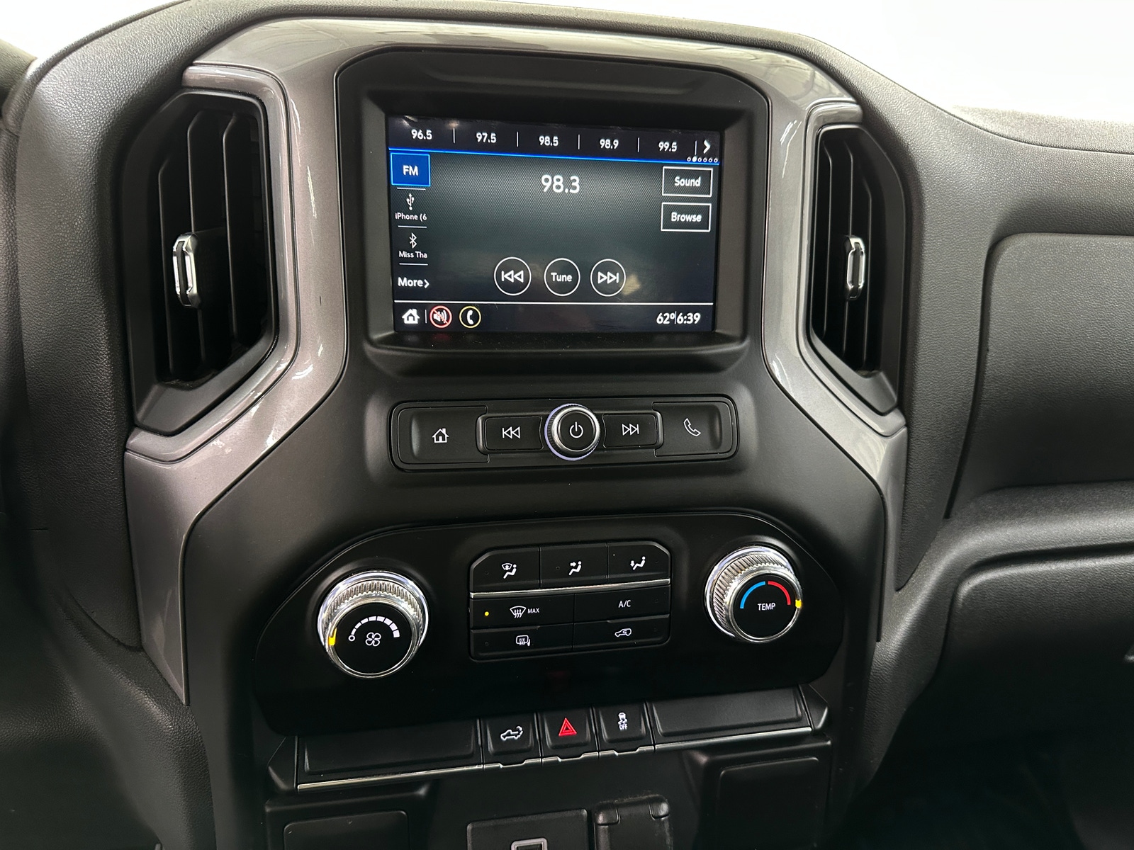 Thumbnail: 2020 GMC Sierra 1500 - 4