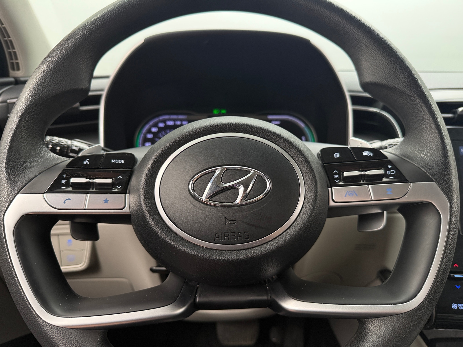 Thumbnail: 2022 Hyundai Tucson - 5