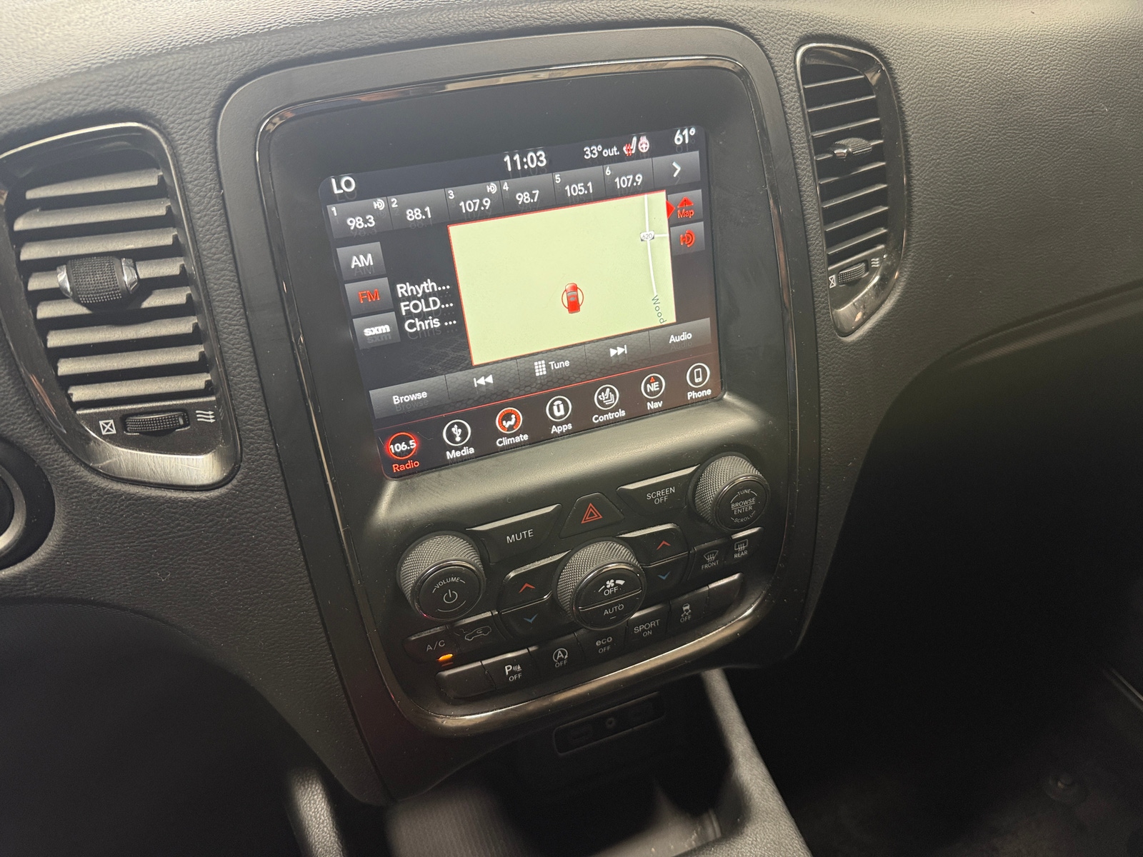 Thumbnail: 2018 Dodge Durango - 3