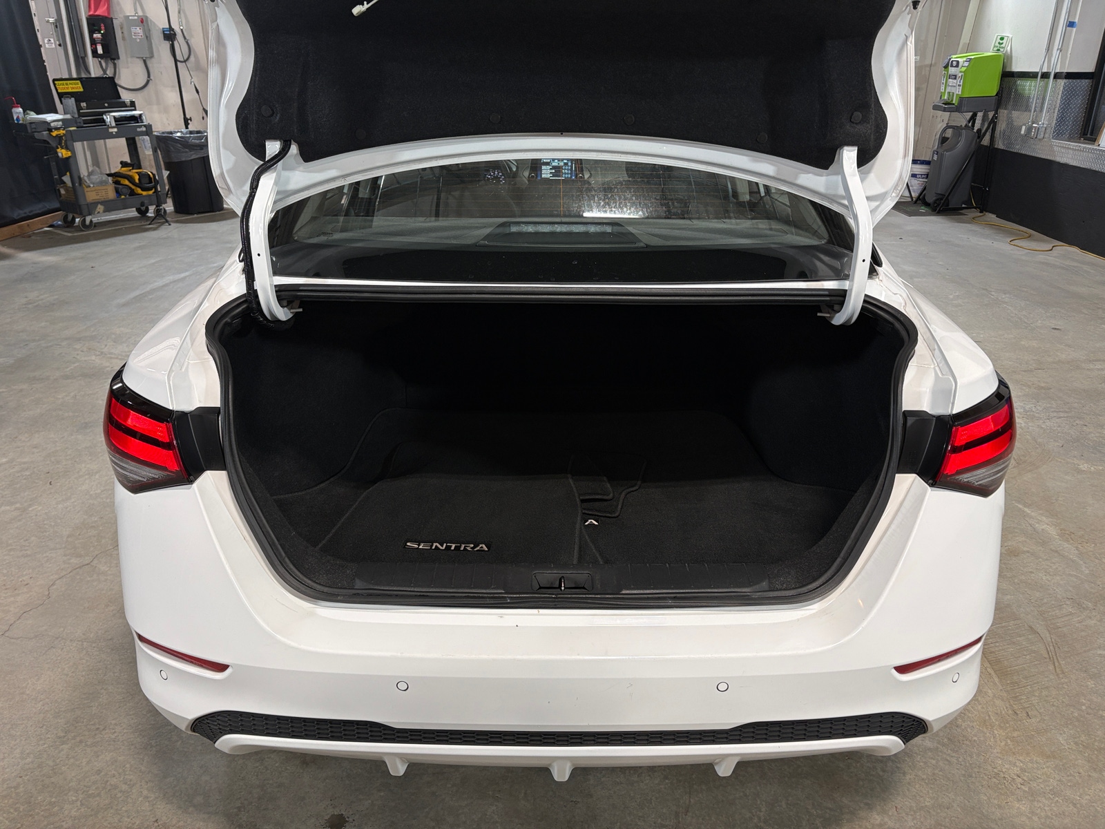 Thumbnail: 2024 Nissan Sentra - 7