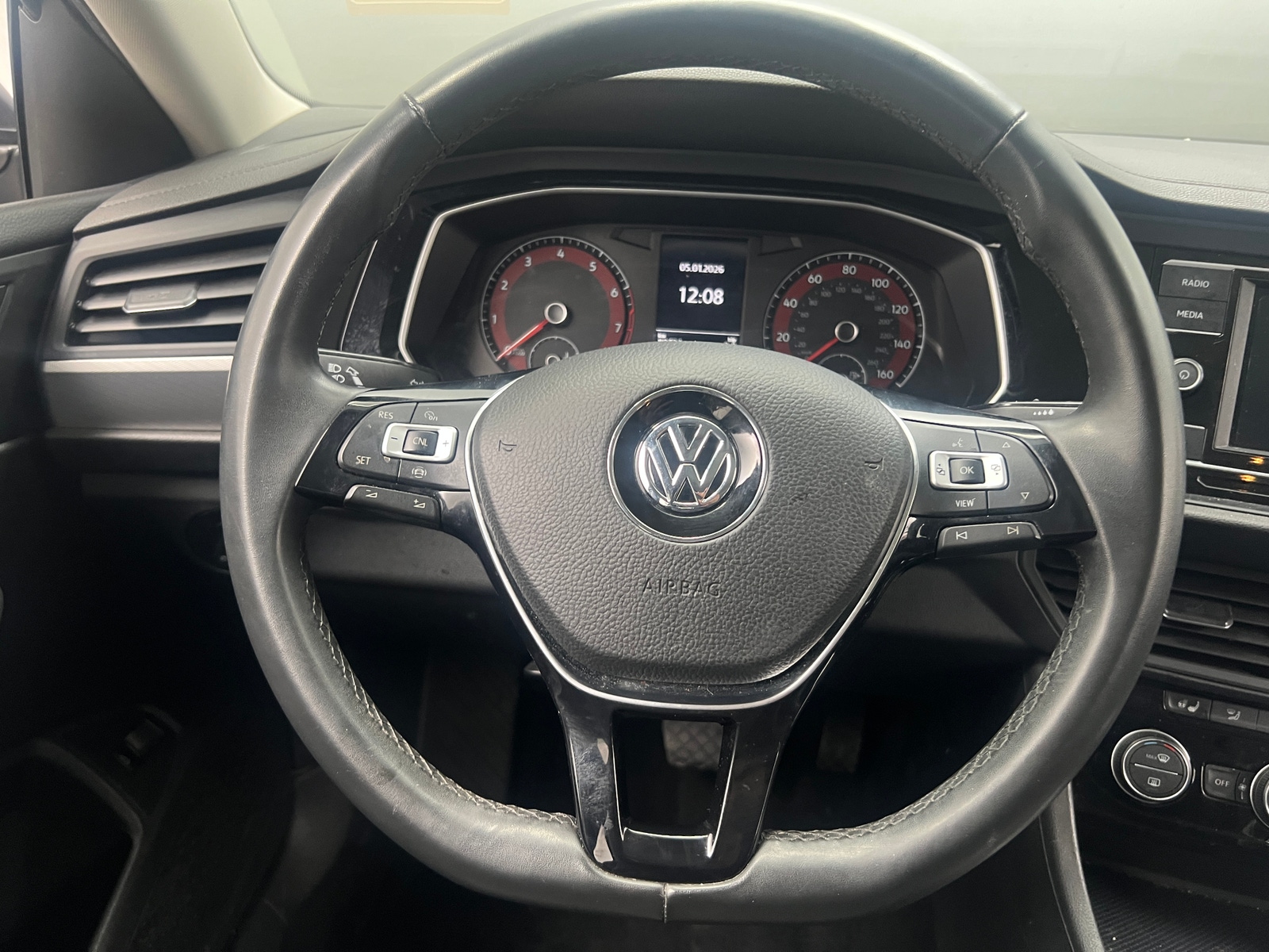 Thumbnail: 2020 Volkswagen Jetta - 4