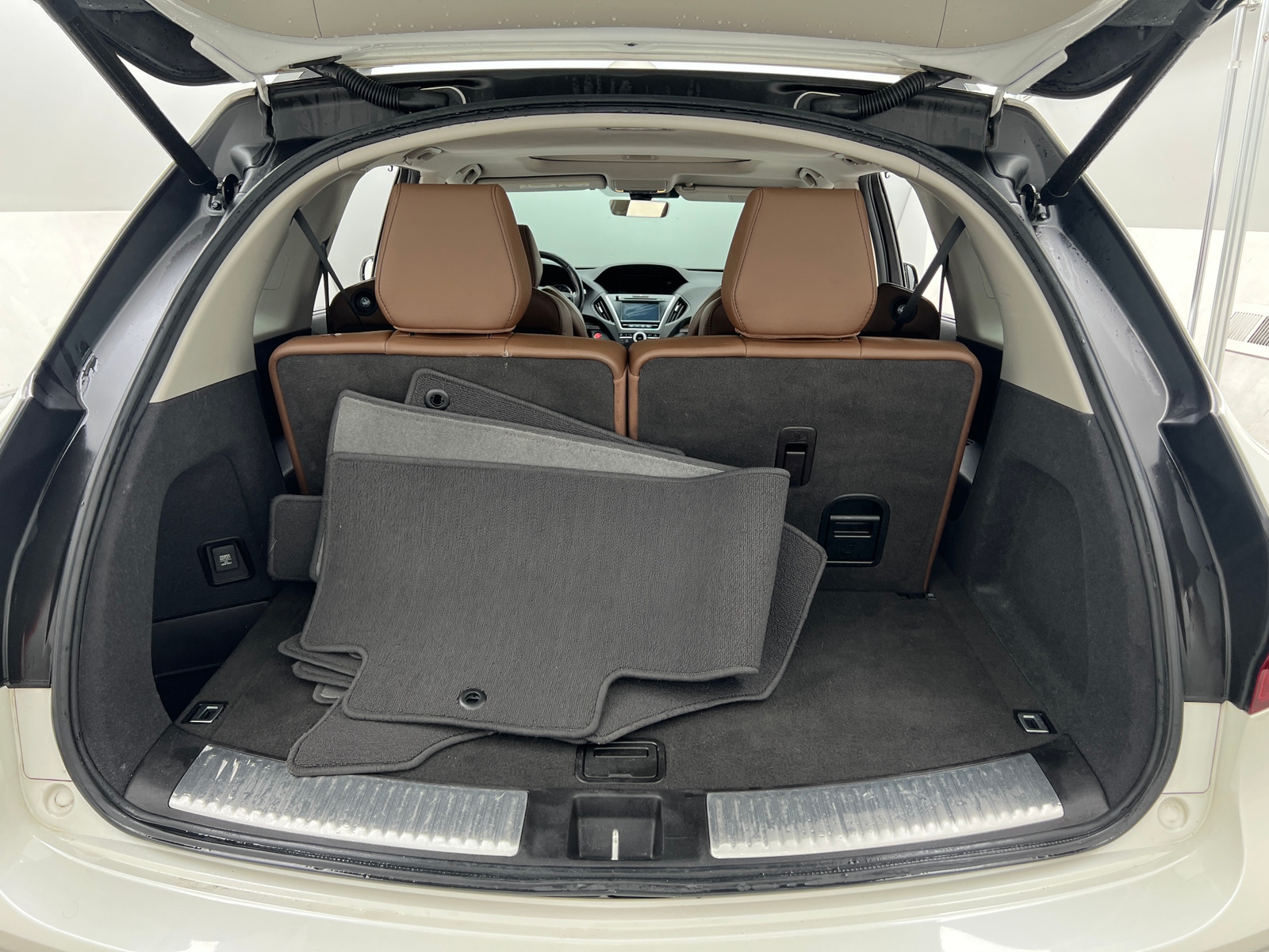 Thumbnail: 2019 Acura MDX - 6