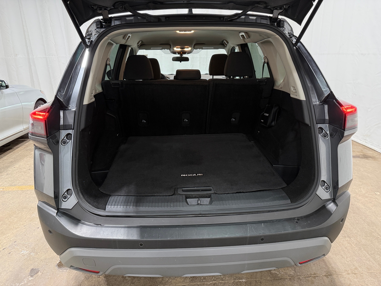 Thumbnail: 2023 Nissan Rogue - 7