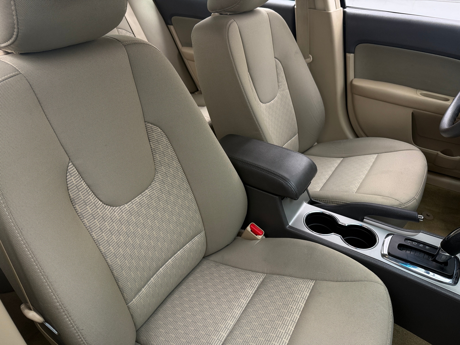 Thumbnail: 2012 Ford Fusion - 2