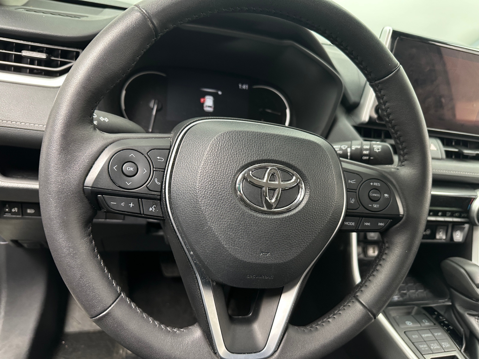 Thumbnail: 2024 Toyota RAV4 - 5