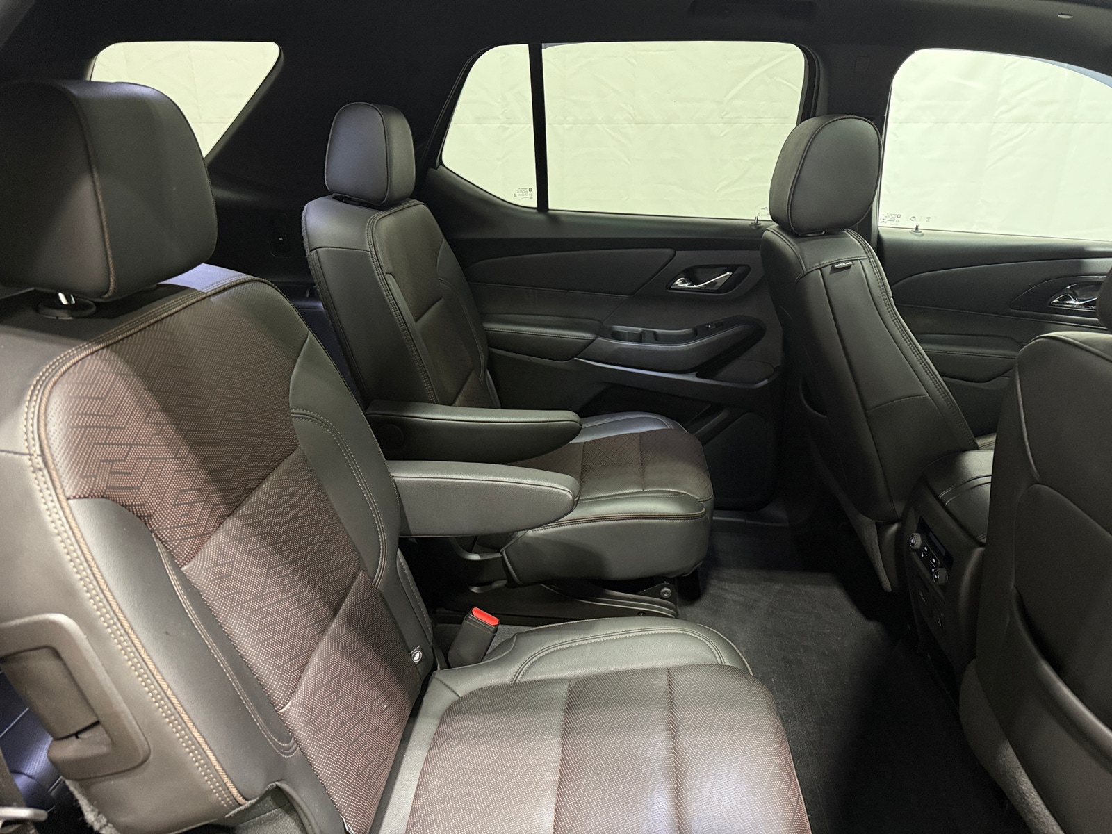 Thumbnail: 2022 Chevrolet Traverse - 5