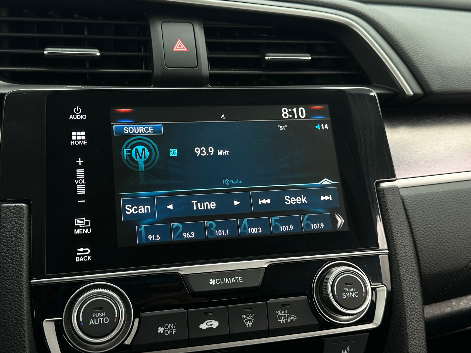 Thumbnail: 2016 Honda Civic - 4