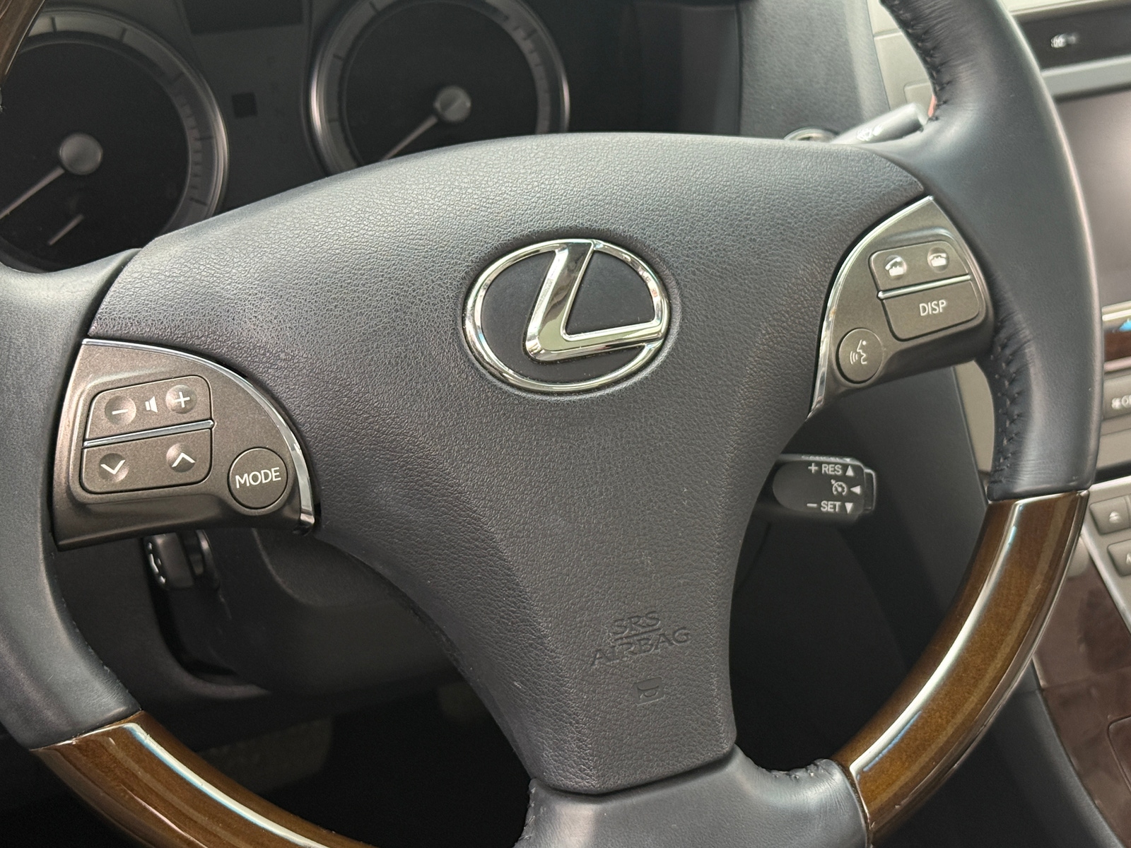 Thumbnail: 2012 Lexus ES - 4