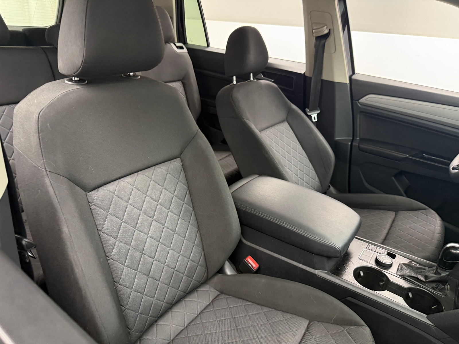 Thumbnail: 2019 Volkswagen Atlas - 2