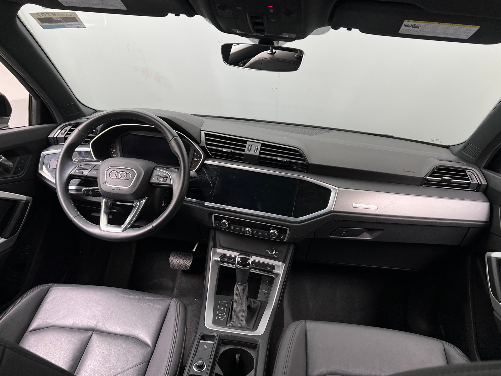 Thumbnail: 2022 Audi Q3 - 2