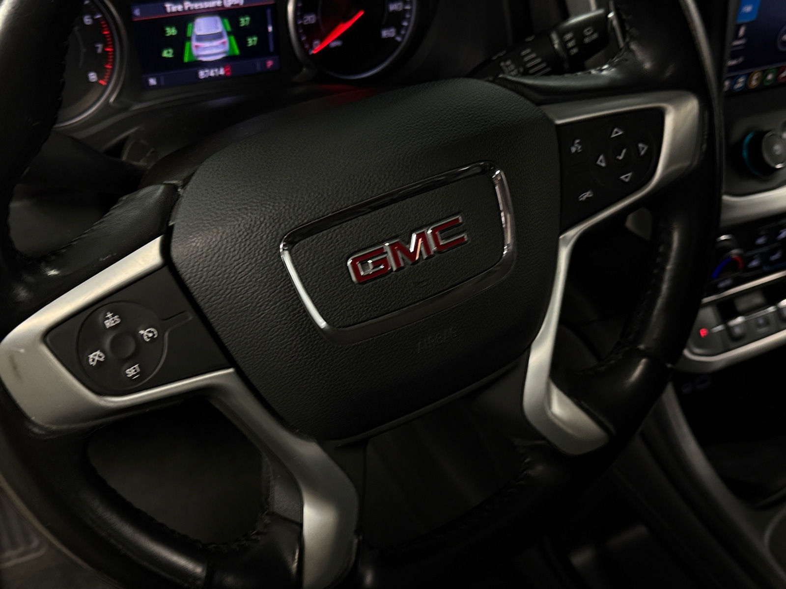 Thumbnail: 2020 GMC Acadia - 4