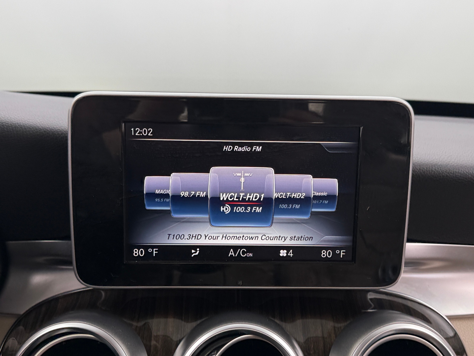 Thumbnail: 2017 Mercedes-Benz C-Class - 3