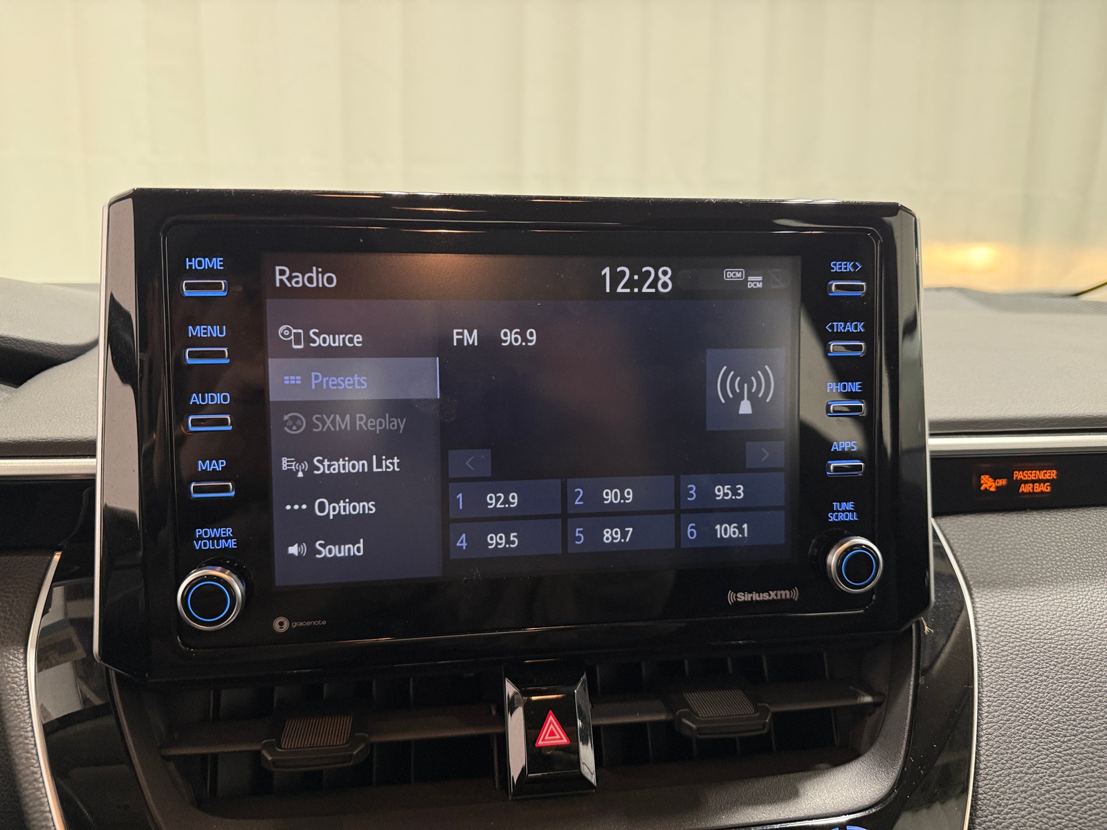 Thumbnail: 2021 Toyota Corolla - 4