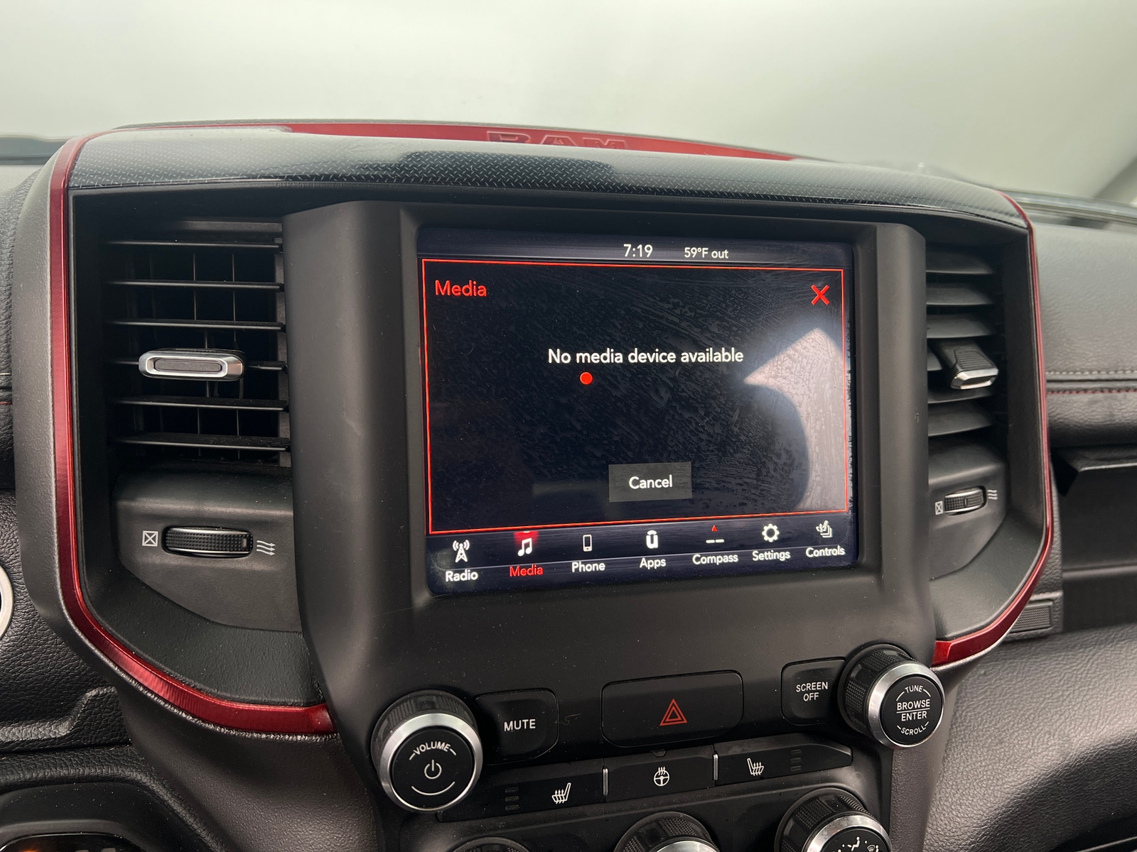 Thumbnail: 2019 RAM 1500 - 3