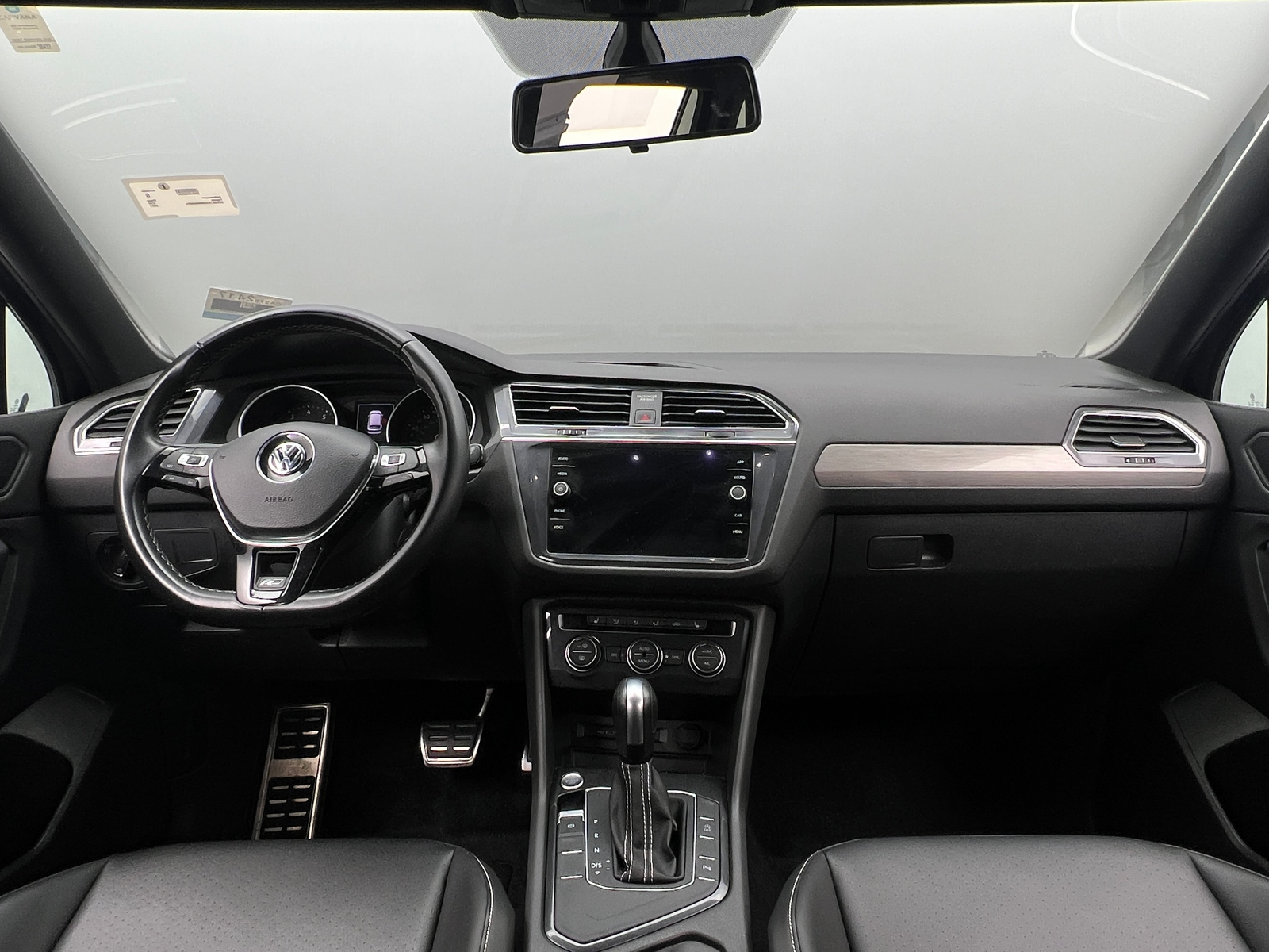 Thumbnail: 2021 Volkswagen Tiguan - 3