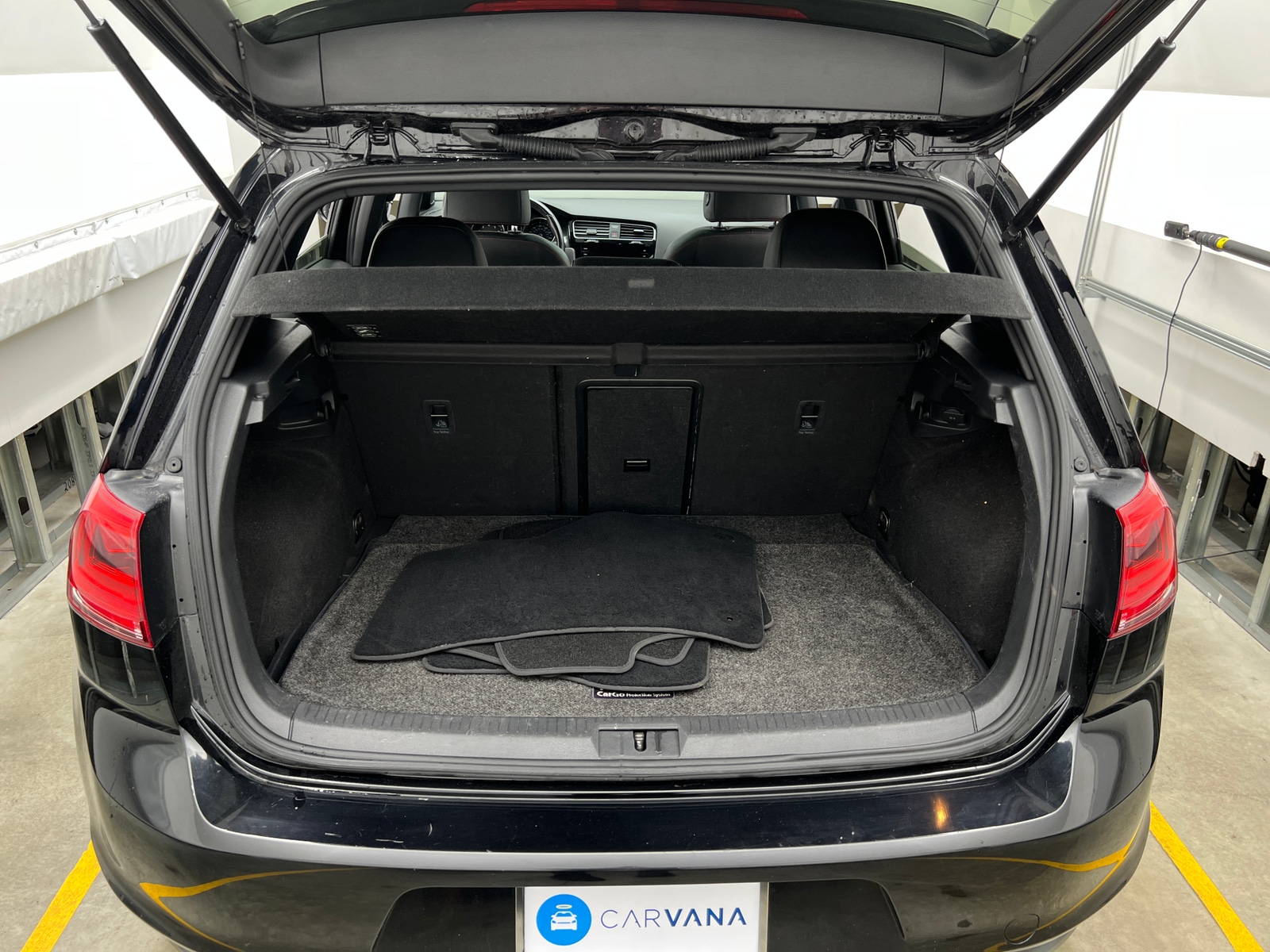 Thumbnail: 2017 Volkswagen Golf - 7