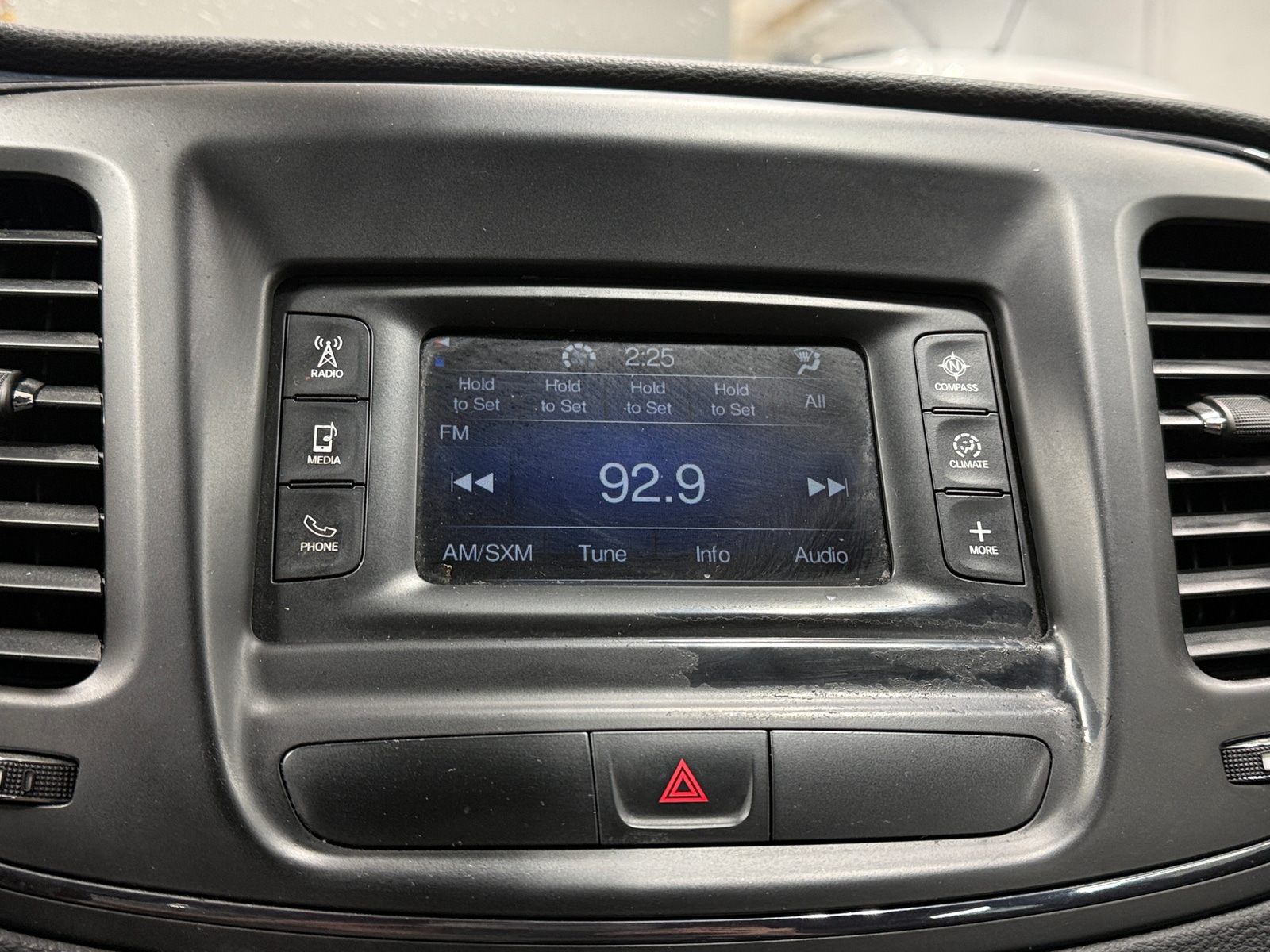 Thumbnail: 2016 Chrysler 200 - 4