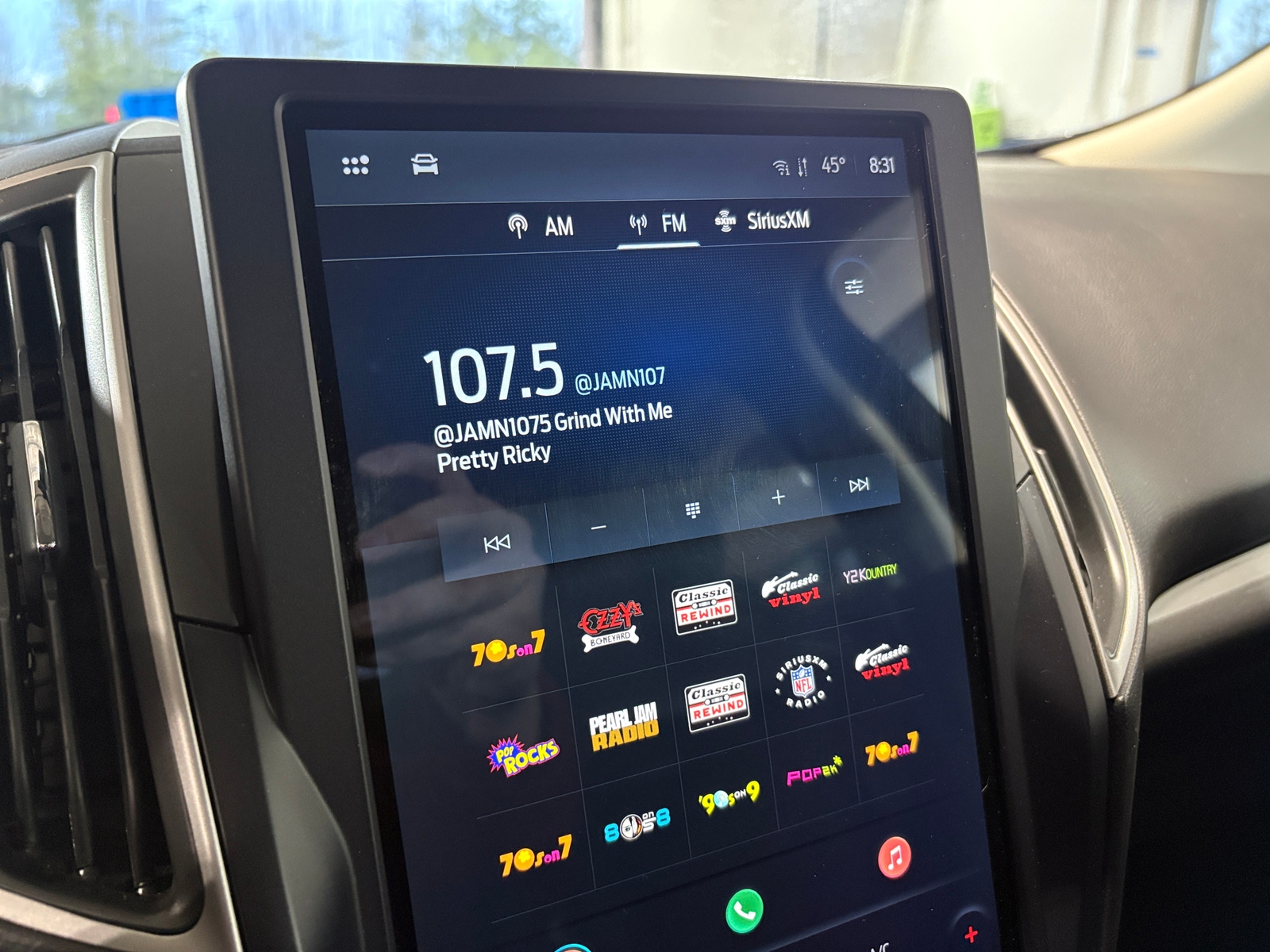 Thumbnail: 2023 Ford Edge - 3