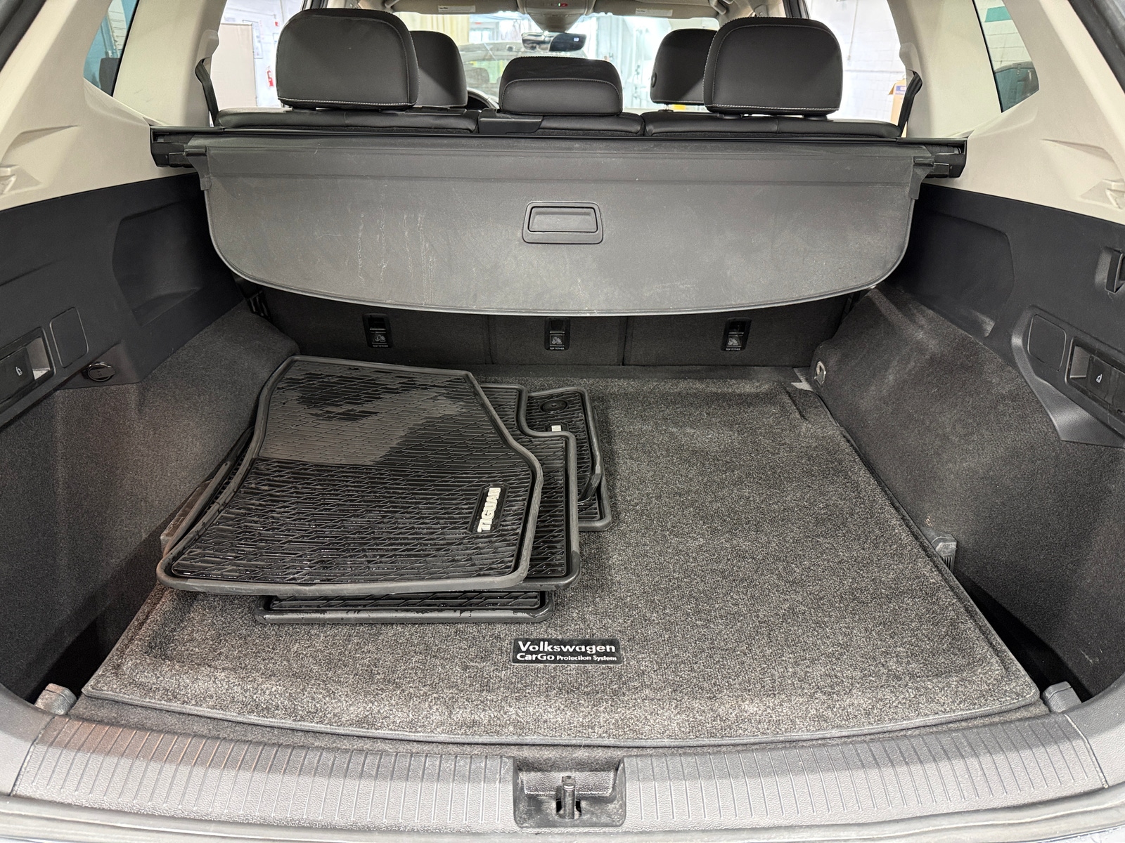 Thumbnail: 2021 Volkswagen Tiguan - 6